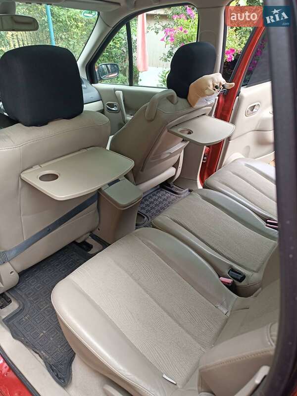 Мінівен Renault Grand Scenic 2007 в Рівному фото 17 Мінівен Renault Grand Scenic 2007 в Рівному