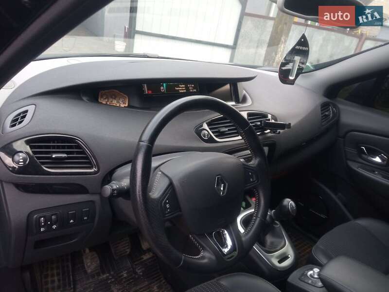 Минивэн Renault Grand Scenic 2013 в Павлограде