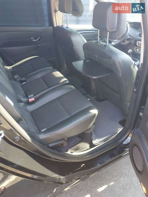 Минивэн Renault Grand Scenic 2013 в Киеве