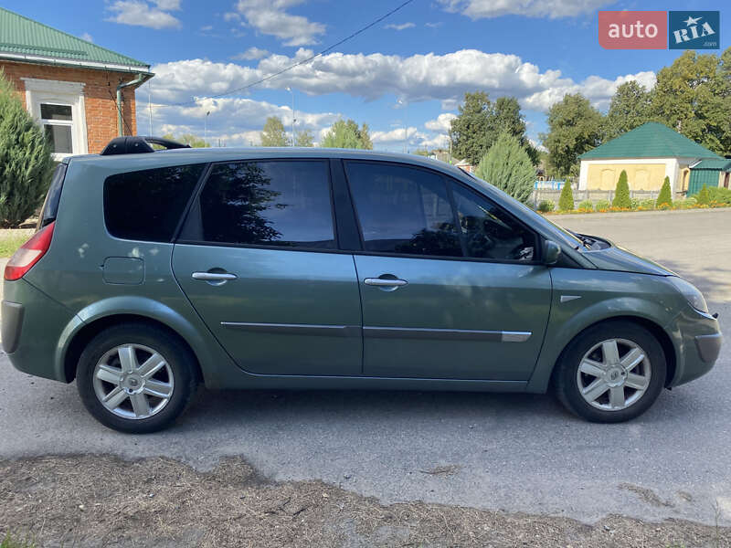 Минивэн Renault Grand Scenic 2004 в Золочеве