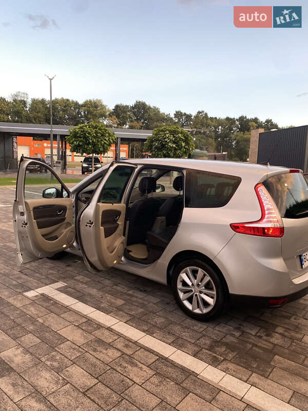 Мінівен Renault Grand Scenic 2011 в Луцьку