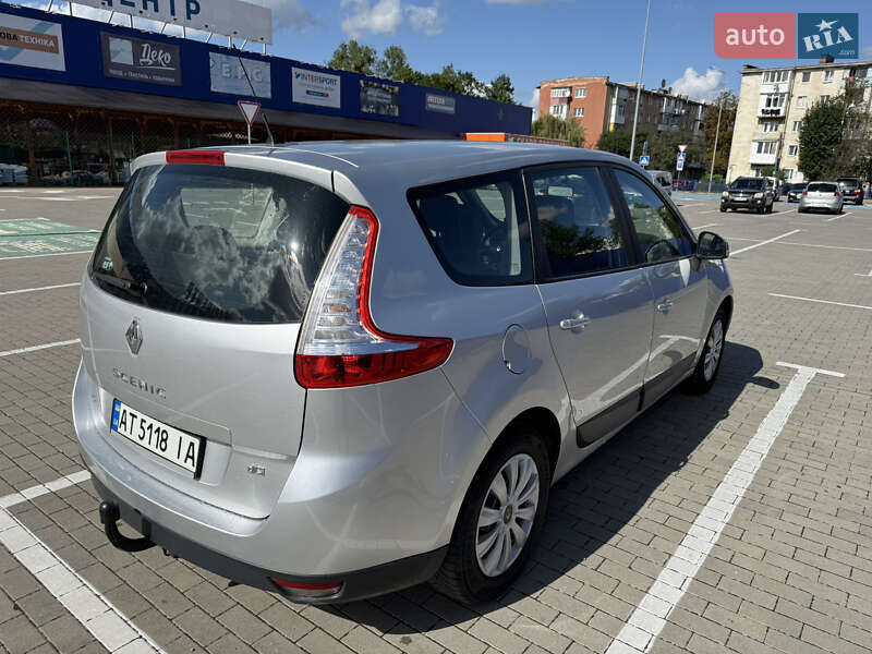 Минивэн Renault Grand Scenic 2012 в Калуше