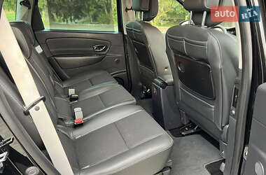 Минивэн Renault Grand Scenic 2014 в 