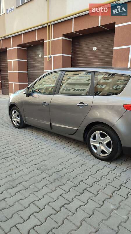 Минивэн Renault Grand Scenic 2013 в Хмельницком