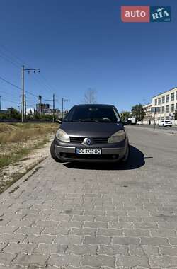 Минивэн Renault Grand Scenic 2004 в 