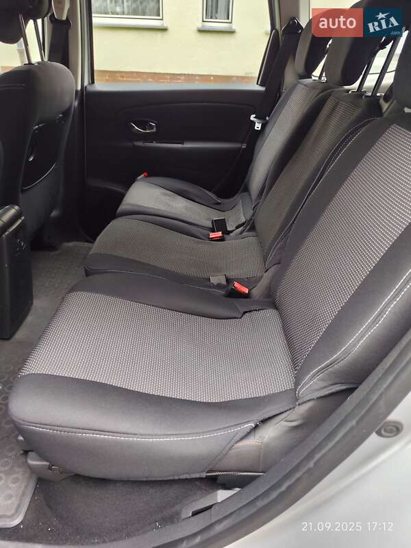 Мінівен Renault Grand Scenic 2015 в Києві фото 2 Мінівен Renault Grand Scenic 2015 в Києві