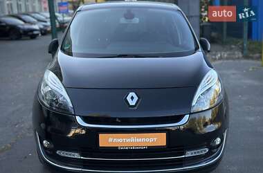 Минивэн Renault Grand Scenic 2012 в 