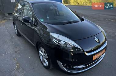 Минивэн Renault Grand Scenic 2012 в 