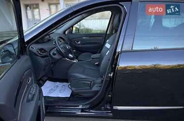 Минивэн Renault Grand Scenic 2012 в 