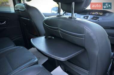 Минивэн Renault Grand Scenic 2012 в 
