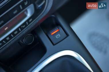 Минивэн Renault Grand Scenic 2012 в 