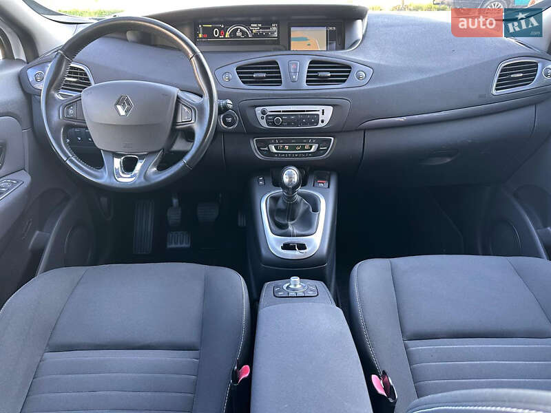 Минивэн Renault Grand Scenic 2015 в Умани фото 42 Минивэн Renault Grand Scenic 2015 в Умани