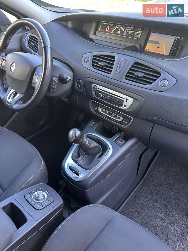 Минивэн Renault Grand Scenic 2015 в Умани фото 50 Минивэн Renault Grand Scenic 2015 в Умани