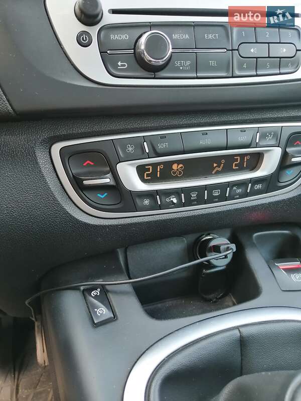 Мінівен Renault Grand Scenic 2014 в Кривому Розі фото 12 Мінівен Renault Grand Scenic 2014 в Кривому Розі