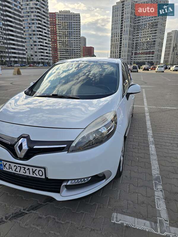 Renault Grand Scenic 2014