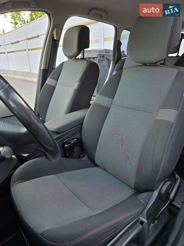 Минивэн Renault Grand Scenic 2014 в Киеве фото 26 Минивэн Renault Grand Scenic 2014 в Киеве