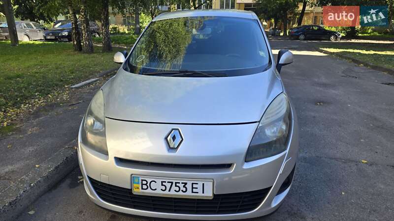 Мінівен Renault Grand Scenic 2010 в Львові фото 3 Мінівен Renault Grand Scenic 2010 в Львові