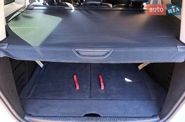 Минивэн Renault Grand Scenic 2016 в 