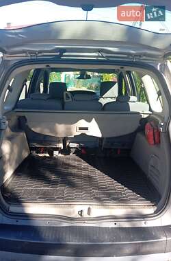 Минивэн Renault Grand Scenic 2005 в 