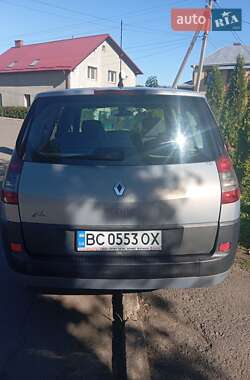 Минивэн Renault Grand Scenic 2005 в 