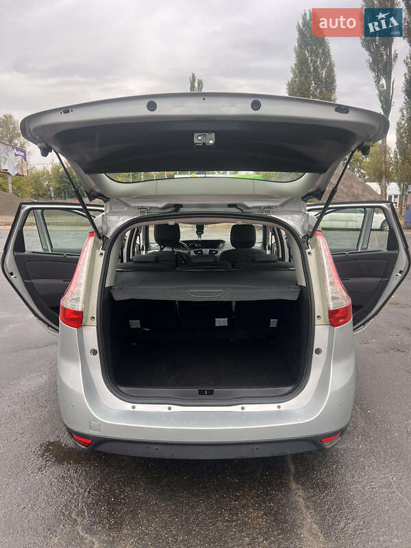 Минивэн Renault Grand Scenic 2012 в Киеве