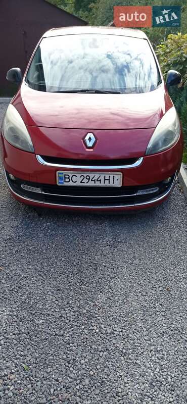 Renault Grand Scenic 2012