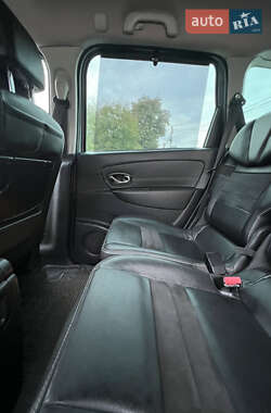 Минивэн Renault Grand Scenic 2013 в 