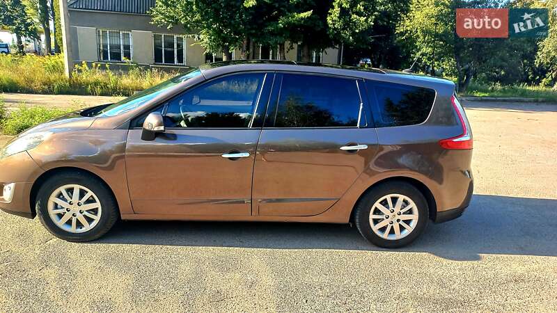 Минивэн Renault Grand Scenic 2009 в Житомире