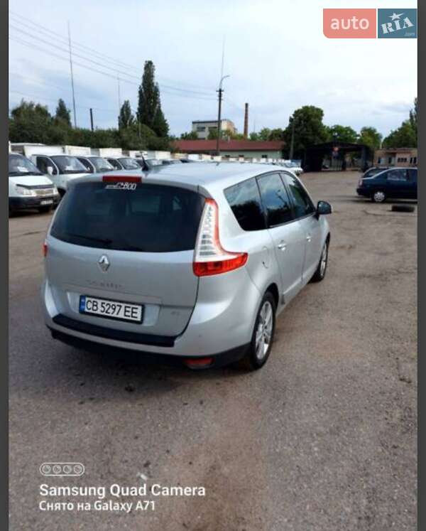 Мінівен Renault Grand Scenic 2011 в Чернігові фото 2 Мінівен Renault Grand Scenic 2011 в Чернігові