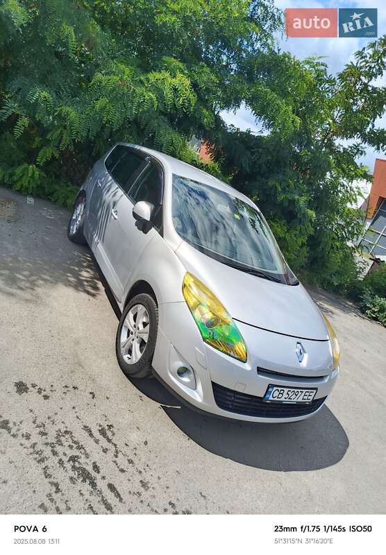 Мінівен Renault Grand Scenic 2011 в Чернігові фото 29 Мінівен Renault Grand Scenic 2011 в Чернігові