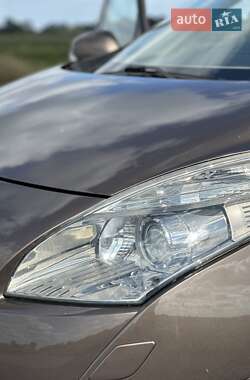 Минивэн Renault Grand Scenic 2010 в 