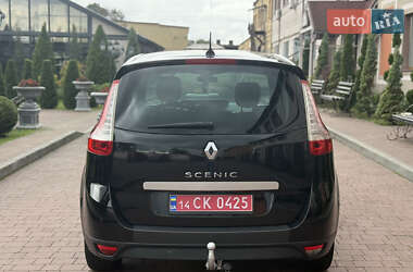 Минивэн Renault Grand Scenic 2011 в 