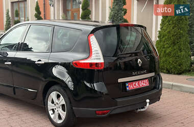 Минивэн Renault Grand Scenic 2011 в 