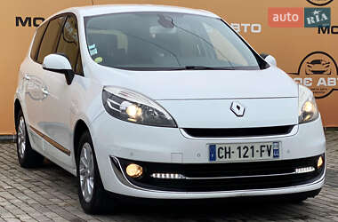 Минивэн Renault Grand Scenic 2013 в 