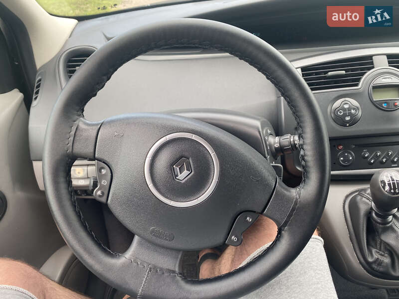 Минивэн Renault Grand Scenic 2006 в Луцке фото 25 Минивэн Renault Grand Scenic 2006 в Луцке