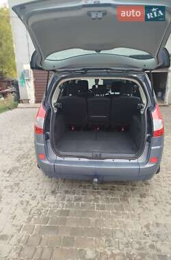 Минивэн Renault Grand Scenic 2007 в 