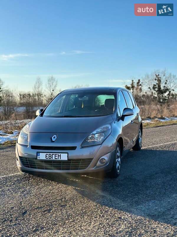 Мінівен Renault Grand Scenic 2011 в Львові