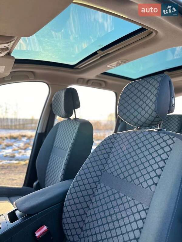 Мінівен Renault Grand Scenic 2011 в Львові