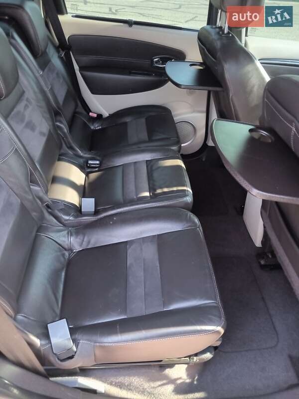 Минивэн Renault Grand Scenic 2012 в Днепре