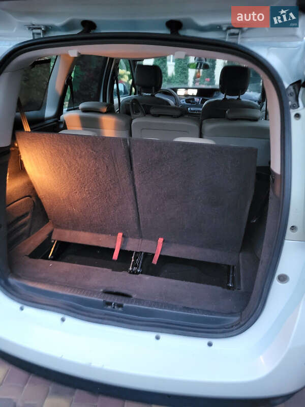 Мінівен Renault Grand Scenic 2011 в Петропавлівській Борщагівці