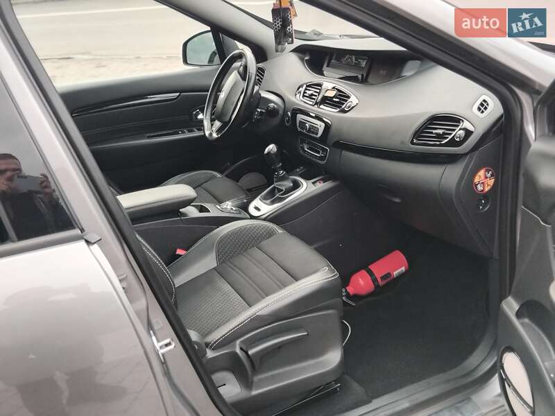 Минивэн Renault Grand Scenic 2015 в Луцке