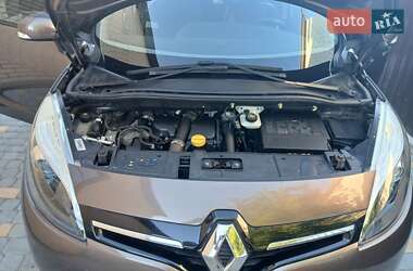 Минивэн Renault Grand Scenic 2014 в 