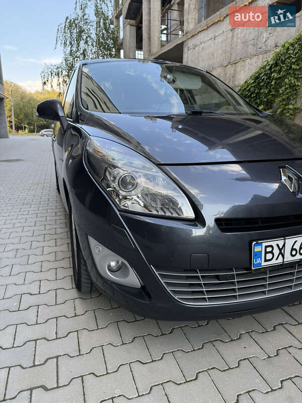 Мінівен Renault Grand Scenic 2010 в Хмельницькому