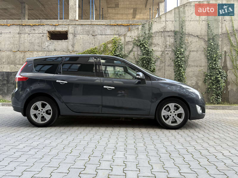 Мінівен Renault Grand Scenic 2010 в Хмельницькому