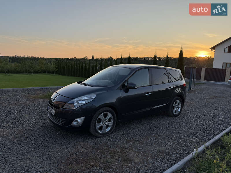 Renault Grand Scenic 2010