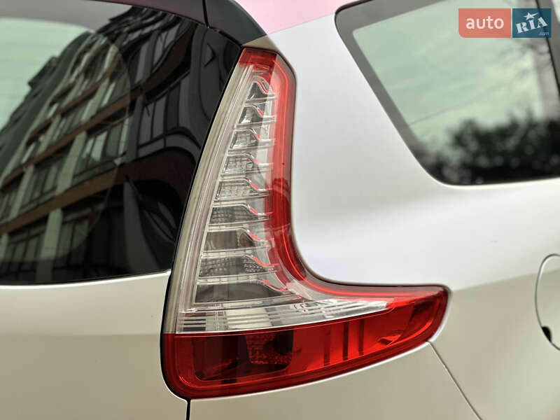 Минивэн Renault Grand Scenic 2014 в Ивано-Франковске