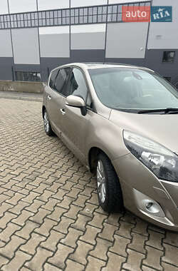 Минивэн Renault Grand Scenic 2010 в Ивано-Франковске