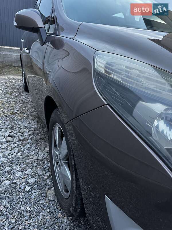 Минивэн Renault Grand Scenic 2010 в Виннице
