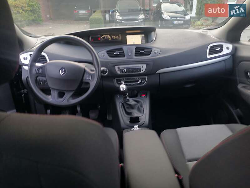 Минивэн Renault Grand Scenic 2015 в Луцке