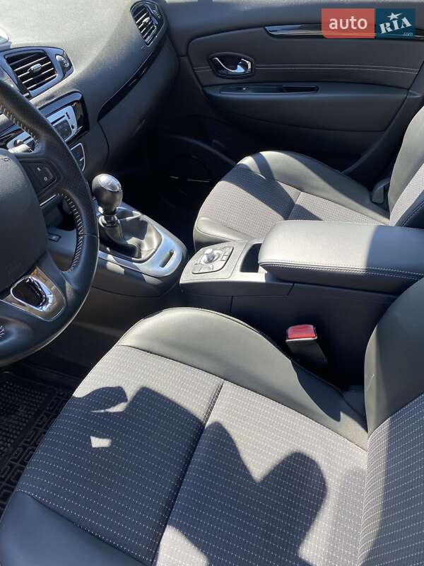 Минивэн Renault Grand Scenic 2013 в Николаеве